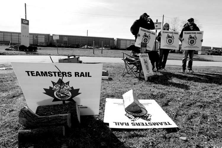 Canada Railstrike continues to cause pains for Government